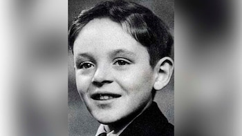 Foto acertijo Anthony Hopkins