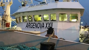 Hallaron muerto a un marinero a bordo de un pesquero que operaba en aguas nacionales