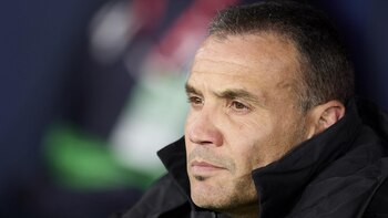 La Real Sociedad destituye a