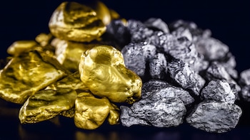 Producción de ocho metales, incluyendo