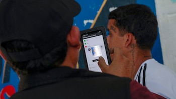 EE. UU. entrega tecnología biométrica