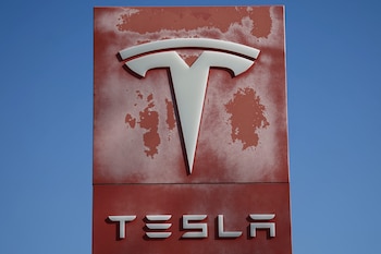 Recientemente, concesionarios de Tesla, han