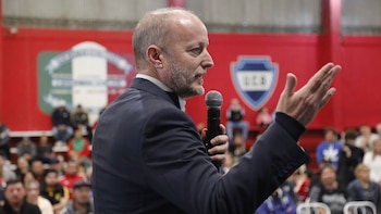 Martín Insaurralde, cuando era intendente