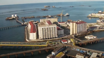 La ciudad, construida con restos