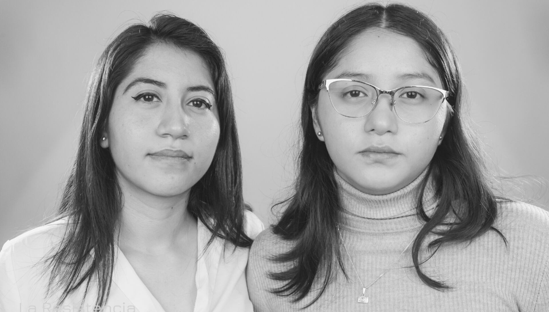 Natalie y Michelle Hoyos López, periodistas agredidas sexualmente por policías municipales de Izúcar de Matamoros. (X/@carlosPRESS)