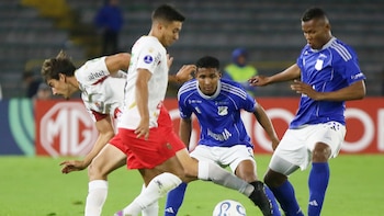 Millonarios sumó su primera victoria en la Copa Sudamericana: superó a Boston River por la mínima diferencia