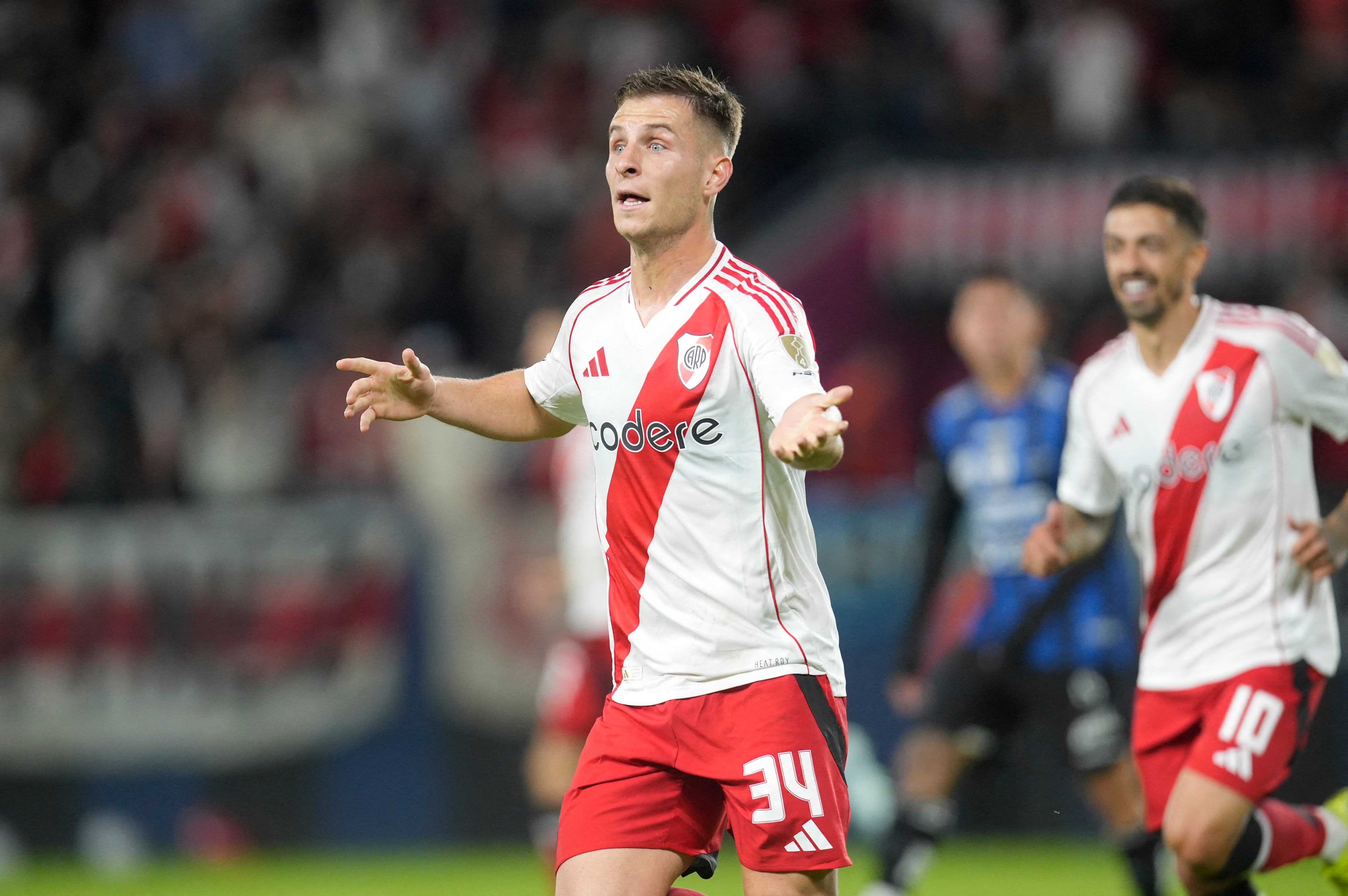 Giuliano Galoppo continuará en River Plate tras un acuerdo con el San Pablo (REUTERS/Cristina Vega)