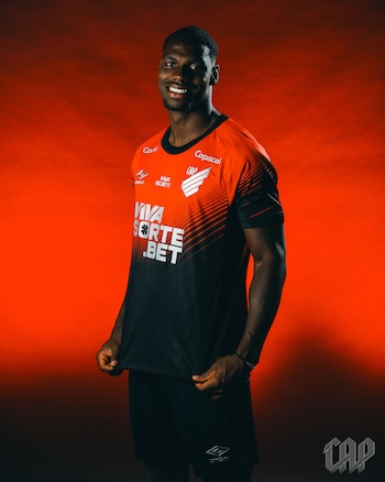 Carlos Terán llegará al fútbol