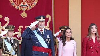 La Princesa Leonor y la Infanta Sofía, protagonistas de estilo junto a la Reina Letizia en el Día de la Hispanidad