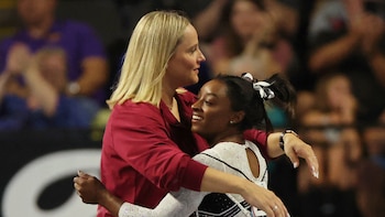 La entrenadora de Simone Biles contó cómo fue el proceso para superar la crisis de salud mental que atravesó en los JJ. OO. de Tokio 2020