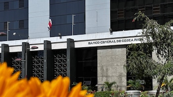 El capital reutilizado por empresas consolidadas llegó a 4.328 millones de dólares, respaldando la estabilidad del flujo y compensando la disminución de las nuevas inversiones motivada por la baja global en proyectos Greenfield. (Foto cortesía Banco Central)