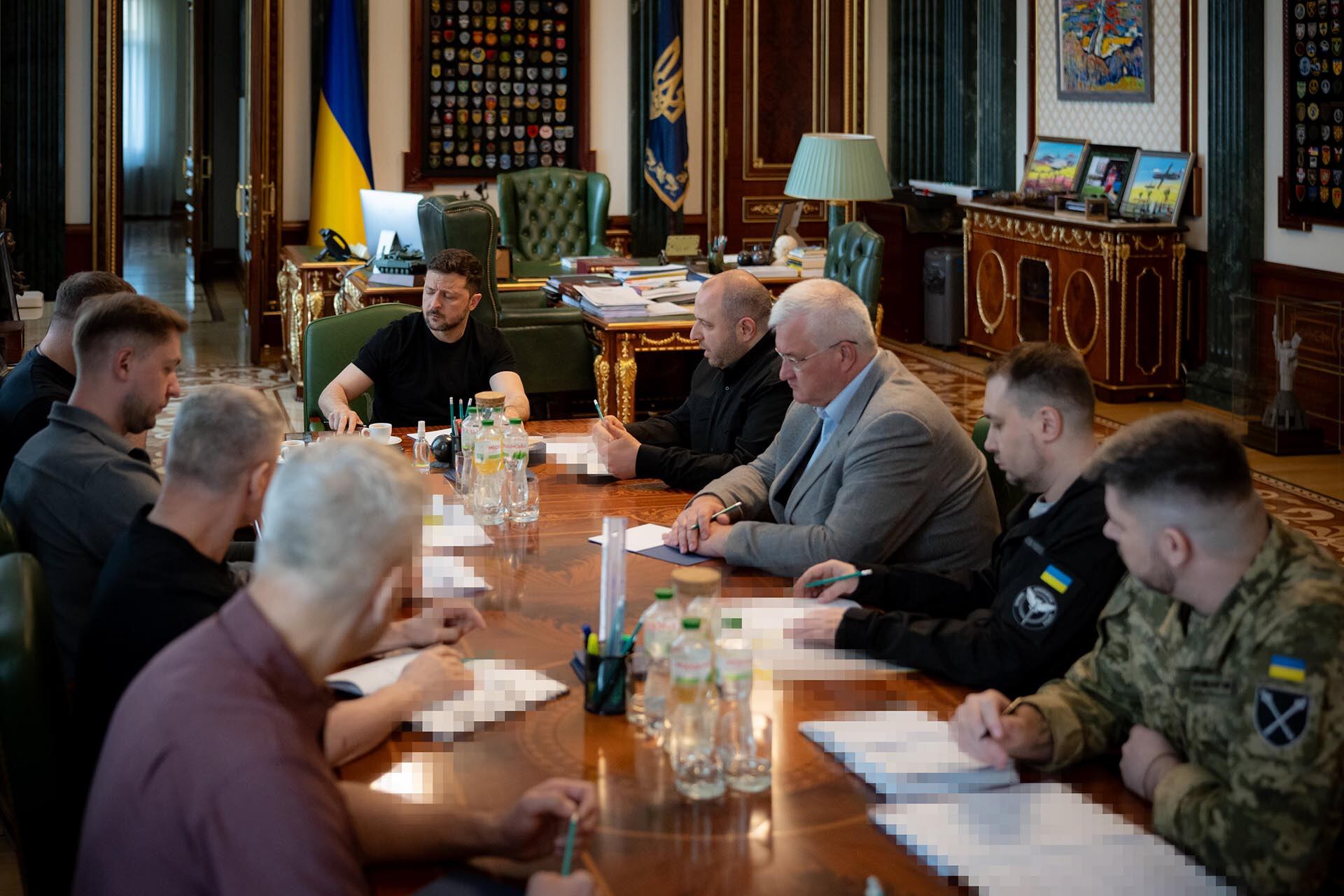 En la víspera de las conversaciones, el presidente ucraniano Volodimir Zelensky reiteró los tres puntos que considera indispensables para avanzar hacia la paz