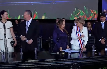 Finaliza sesión de gobierno de Laura Fernández como presidenta de Costa Rica