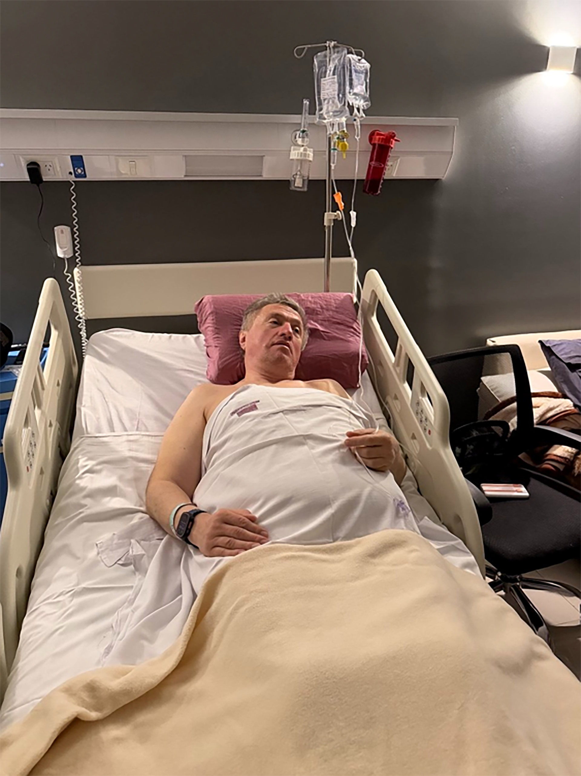 El 26 de mayo lo operaron de una hernia inguinal