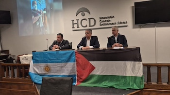 El peronismo impulsó un acto con el embajador de Palestina en la provincia de Buenos Aires y hubo fuertes críticas