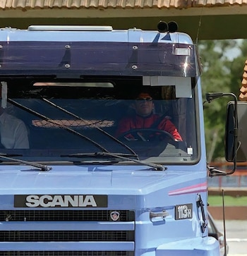 El astro salía a dar