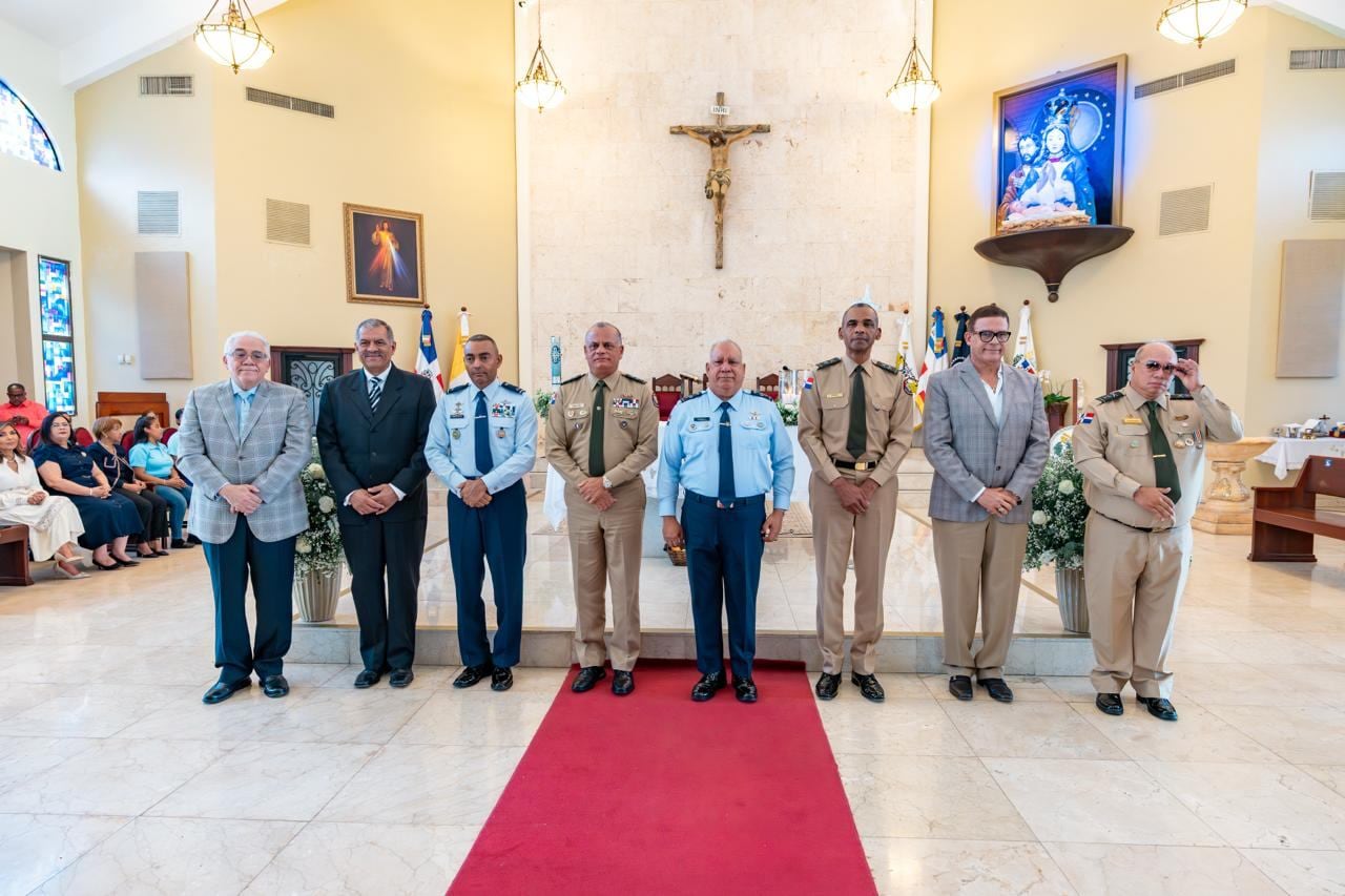 En 2025, la institución graduó a 46,799 técnicos y auxiliares, sumando más de 509,875 egresados en seis décadas de formación técnico-profesional en República Dominicana. (Foto: Ministerio de Defensa)