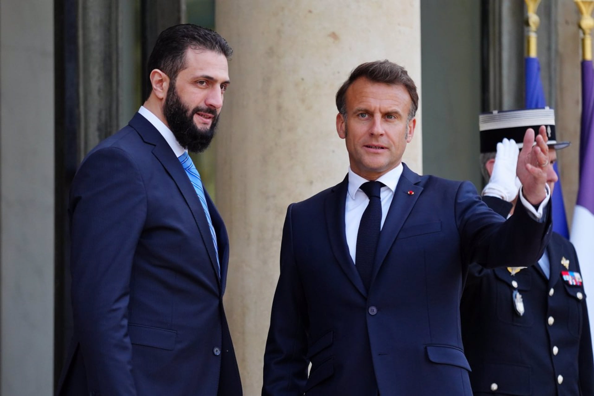 Emmanuel Macron viajará a Siria para reunirse con Ahmed al-Sharaa (Europa Press/Contacto/Presidencia de Siria)