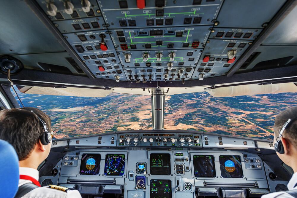 El cambio normativo busca otorgar mayor autonomía a las empresas, permitiendo que cada operador fije sus propios tiempos operativos (Imagen: Shutterstock)