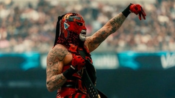Penta brilla en WrestleMania 42 y reafirma su reinado
