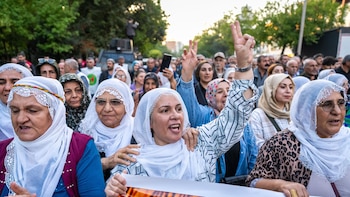 HRW denuncia la restricción del Gobierno sirio en el acceso de las mujeres a las instituciones públicas