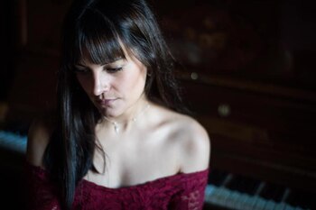 Pía Hernández se ha formado