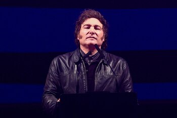 Javier Milei termina el año con un divorcio express de Mauricio Macri (Foto Reuters/Matías Baglietto)