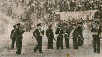 La policía se vio desbordada