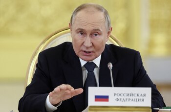 El Kremlin moviliza a mercenarios y migrantes para compensar la escasez de soldados, afectando aún más a minorías étnicas y comunidades rurales (Reuters)