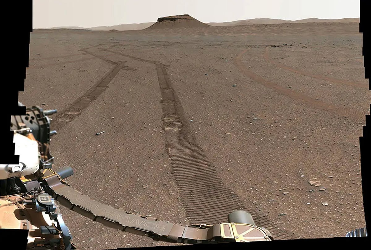 Un sol dura 24 horas y 39 minutos, esa diferencia con la Tierra organiza las tareas diarias de los vehículos de exploración en Marte (NASA/JPL-Caltech/ASU/MSSS via AP)