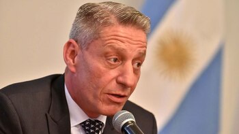 El gobernador de Chubut, Mariano