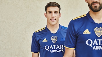 Nueva camiseta de Boca en honor a la Intercontinental 2000