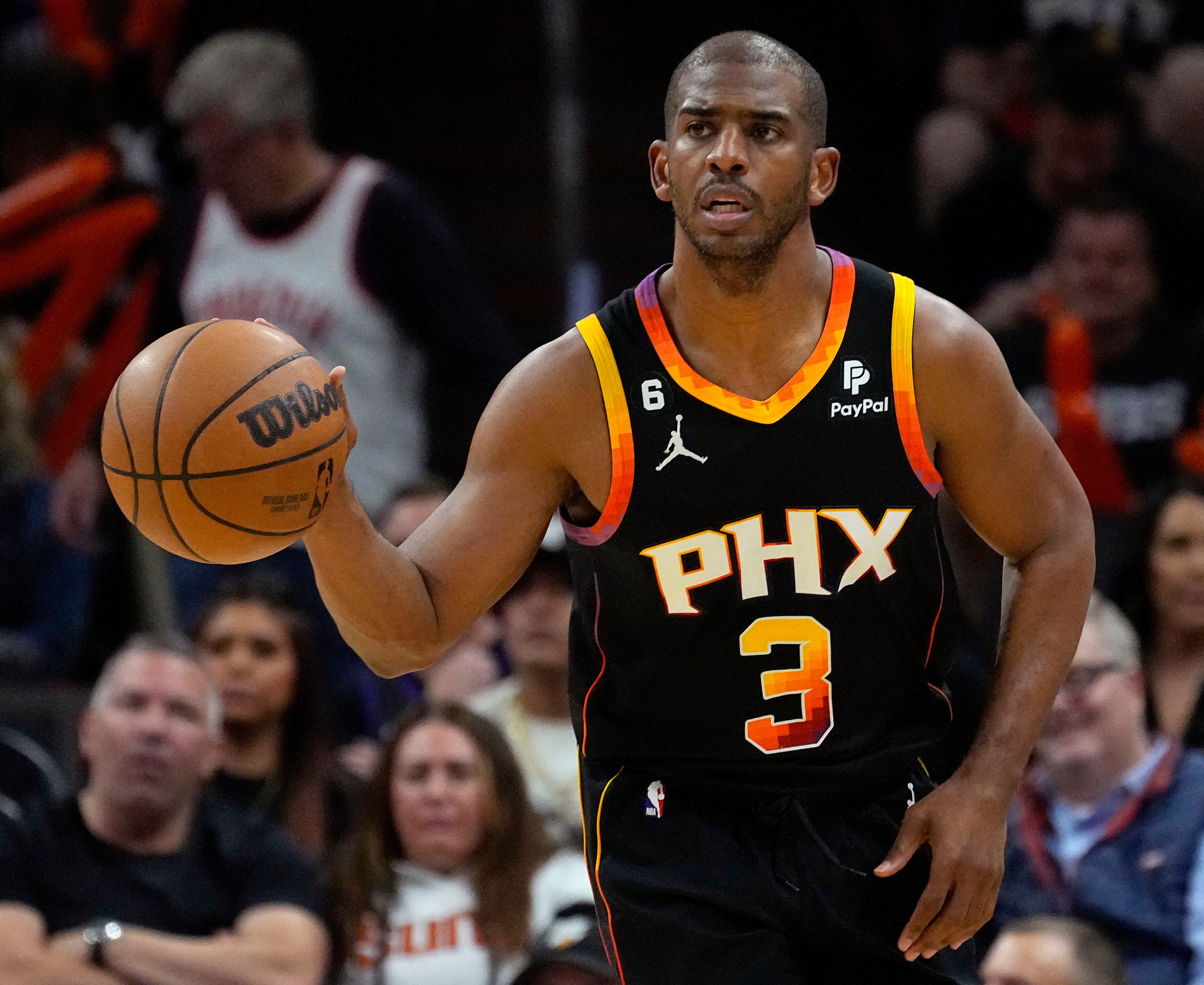 Chris Paul se convierte en leyenda al ser el único junto a LeBron James con más de 20.000 puntos y 10.000 asistencias en la NBA (AP Foto/Matt York, Archivo)
