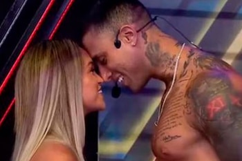 Jota Benz y Angie Arizaga