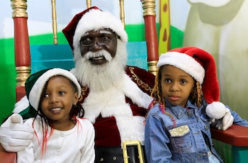El Papá Noel africano Zedekiah