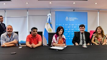 La ministra de Trabajo Kelly