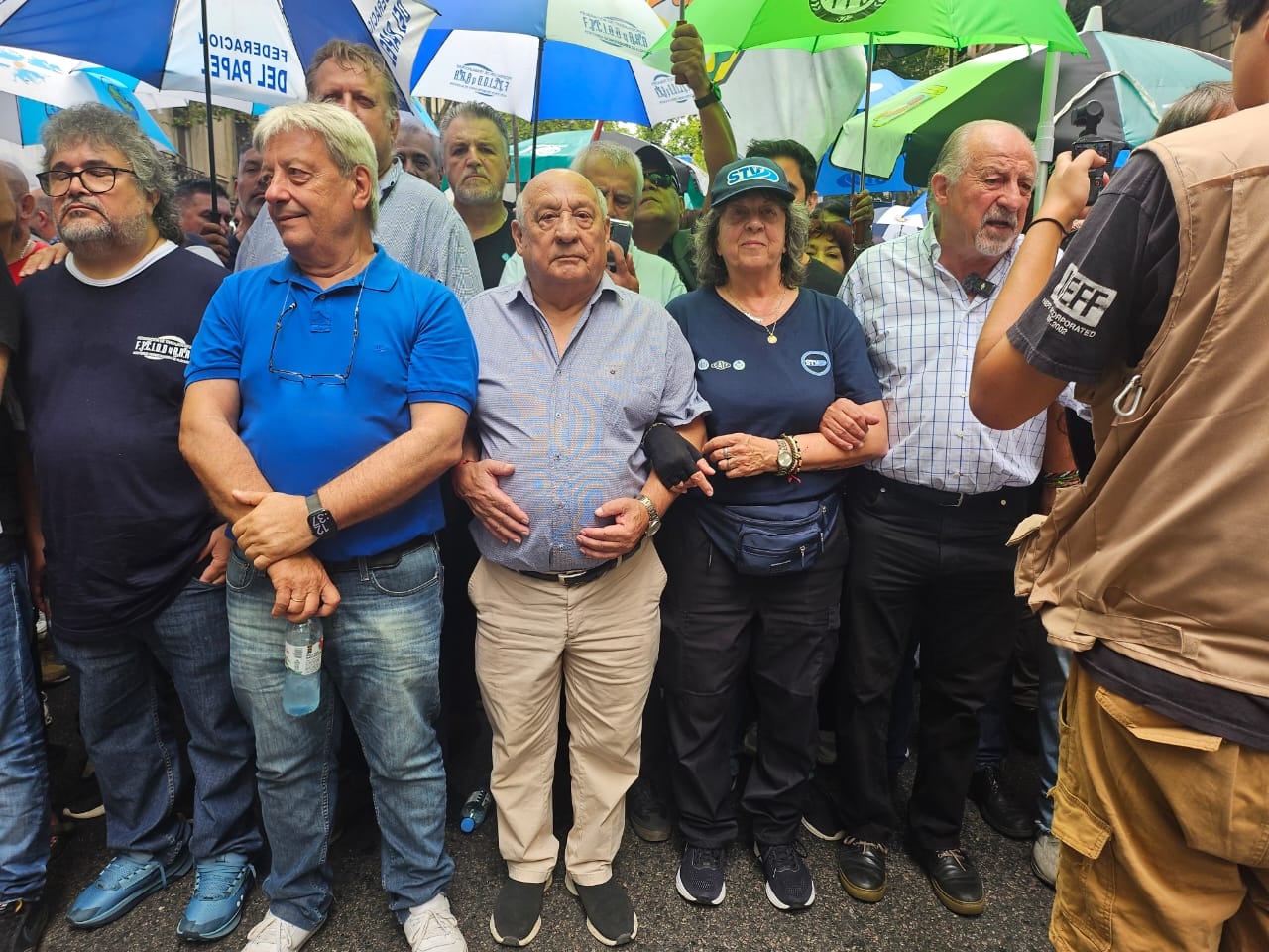 Daniel Yofra, Abel Furlán, Raúl Durdos, Graciela Aleñá y Hugo Yasky, en la movilización del Fresu al Congreso