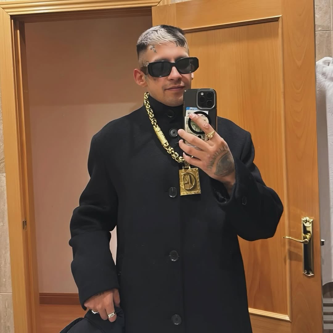 El cantante de RKT relató cómo surgió su video viral mientras esperaba un show en un hotel de Veracruz, México