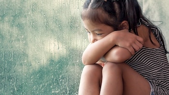 Perder a un progenitor duplica las tasas de problemas de salud mental entre los niños