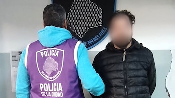 Promocionaba falsos castings de modelos y abusaba de las jóvenes aspirantes: terminó detenido