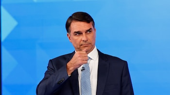 La pretensión de liderazgo de Flávio Bolsonaro no logra el apoyo de sus aliados en Brasil