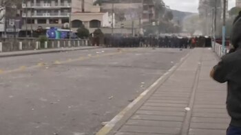 Más de 30 policías resultaron