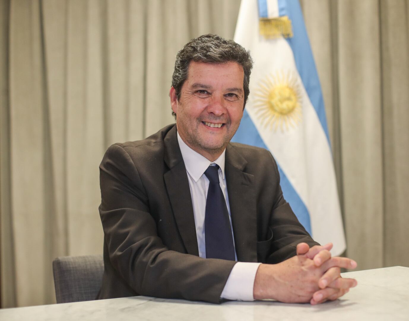 Eduardo Montamat fue designado como presidente del Tribunal de Defensa de la Competencia
