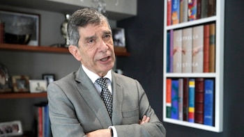 Rafael Pardo pidió que siete aspirantes presidenciales den un paso al costado por ir mal en las encuestas: “Candidatos de vanidad”