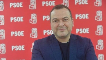 El exjefe de Gabinete del entonces delegado del Gobierno de Ceuta ratifica ante la jueza que le trasladó la alerta del CNI sobre un cruce masivo horas antes del 30-J