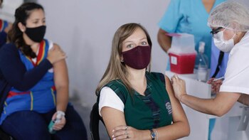 Vacunación a docentes en Tucumán