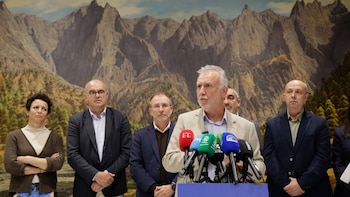 El Gobierno facilitará pruebas de ADN a todos los familiares que buscan desaparecidos en la Guerra Civil