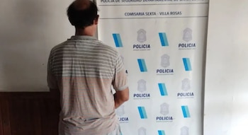 El acusado permenció casi 15