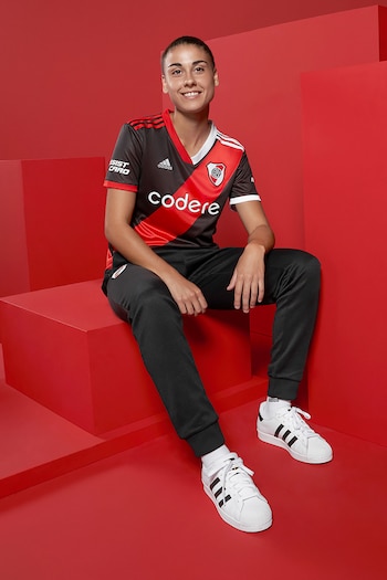 La tercera equipación también estará