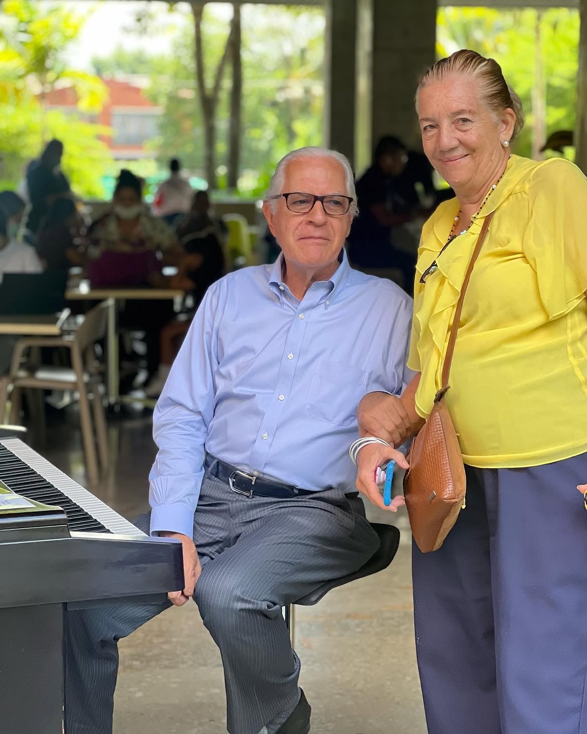 Era un reconocido periodista y músico, llevando su experiencia con el piano a diferentes lugares en el departamento - crédito @marifernandopiano/IG